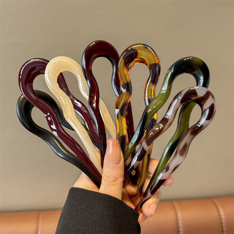 Women'S Formal Accessories - Elegant Acrylic U-shaped Hairpin for Women,