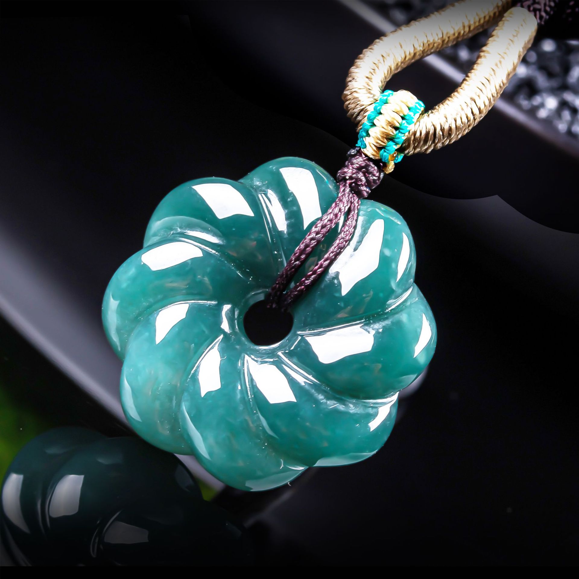 Natural Burmese Jadeite Flower - Women Accessories For Gift recension och pris