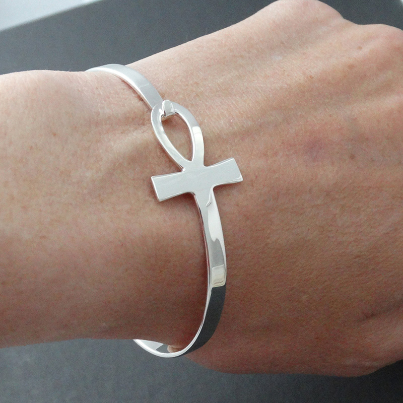 Women's Cross Bracelets, Anti  - Women Accessories Egypt recension och pris